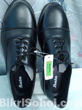Bata black shoe(new)